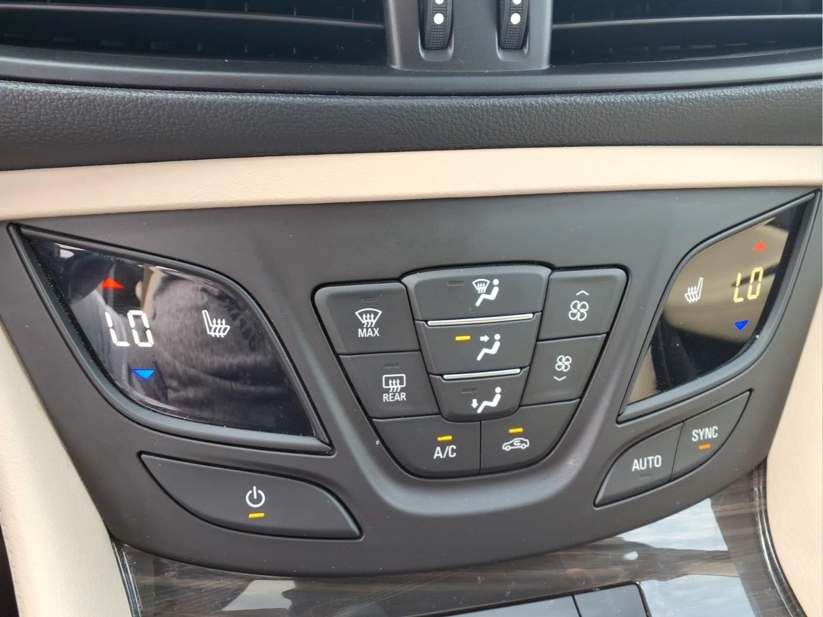 2019 Buick Envision AWD Premium I