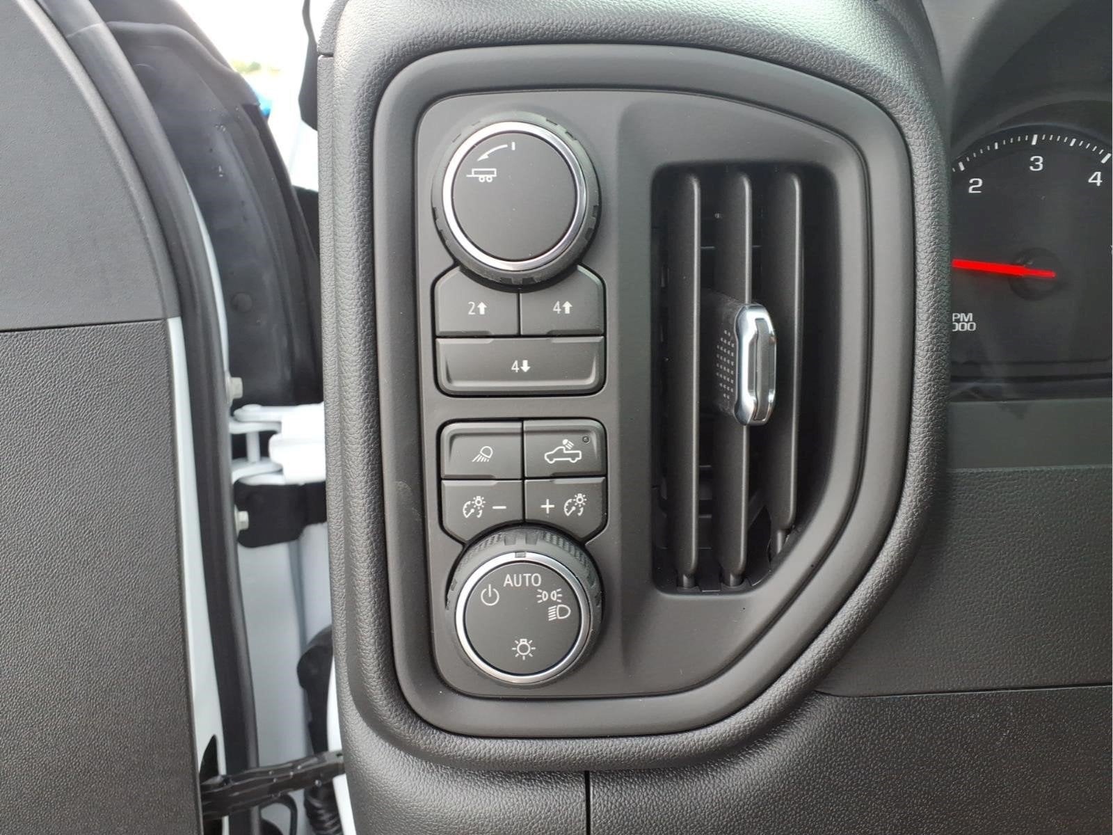 2026 Chevrolet Silverado 3500 HD WT DRW